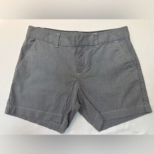 Tommy Hilfiger Womens Pinstripe Chino Shorts Size 4 Navy White